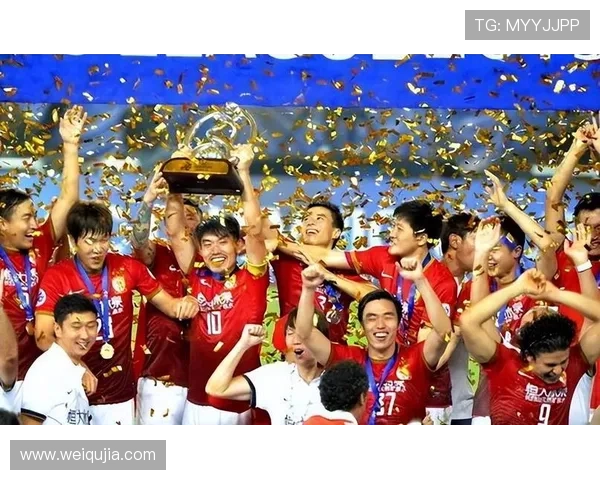 足球明星是否即将登陆中国赛场引发球迷热议与期待